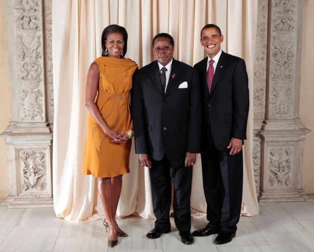 Bingu_wa_Mutharika_with_Obamas